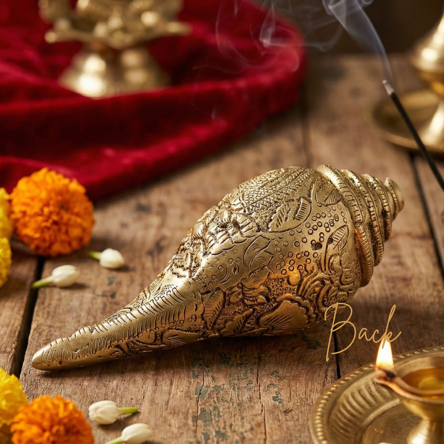 Luxeberry Pure Brass Vishnu Laxmi Shankh (950g) – Handcrafted Divine Decorative Conch for Prosperity