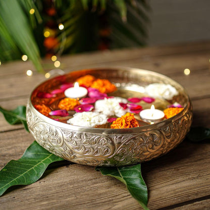 Luxeberry Golden Aluminium Chitai Design 10" inch Urli | Navratri Durga Puja Indoor Outdoor Center Table Flower Decorative Bowl | Urali for Haldi, Mehandi, Wedding & Home Decor, Brass Finish 1Pc, 2000 ml